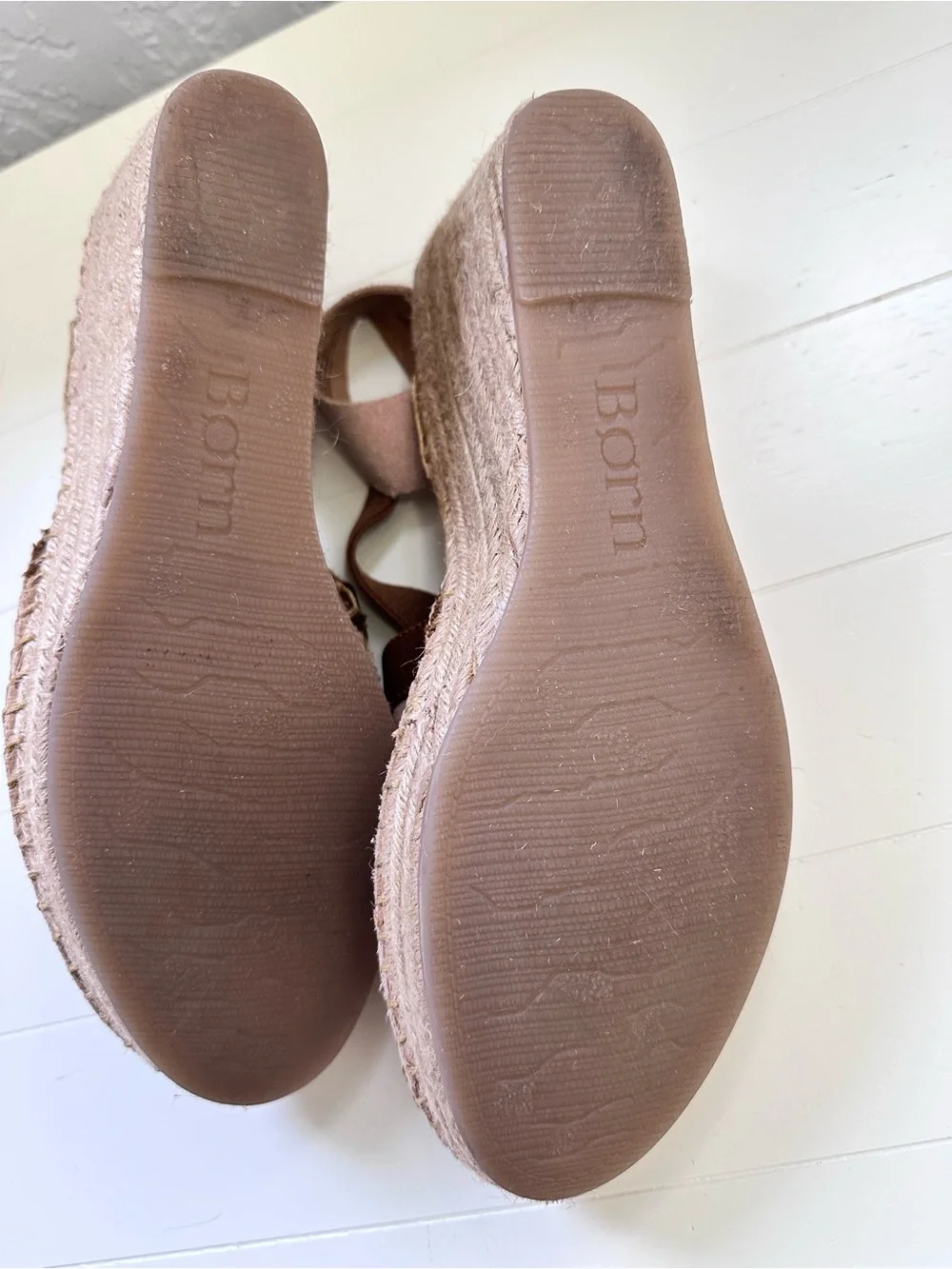 Born Women's Meade Espadrille  Slingback Tan/Brown Suede Sz 10/42